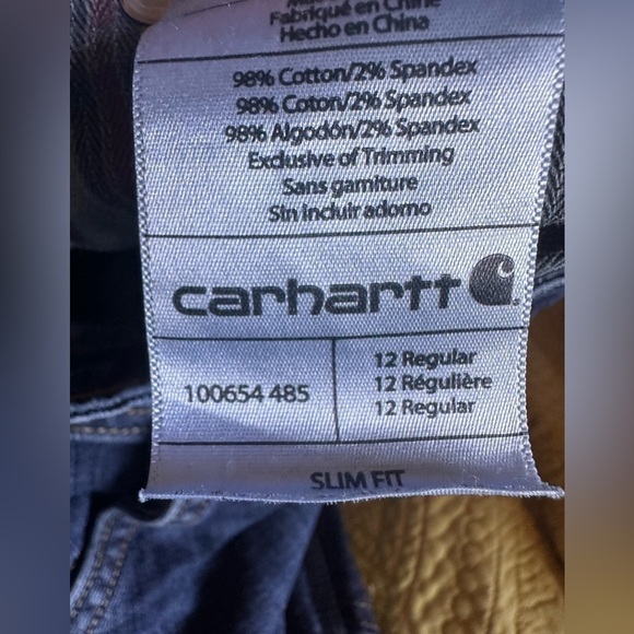 Carhartt size 12 regular slim fit carpenter jeans. Great details! EUC - Picture 15 of 16